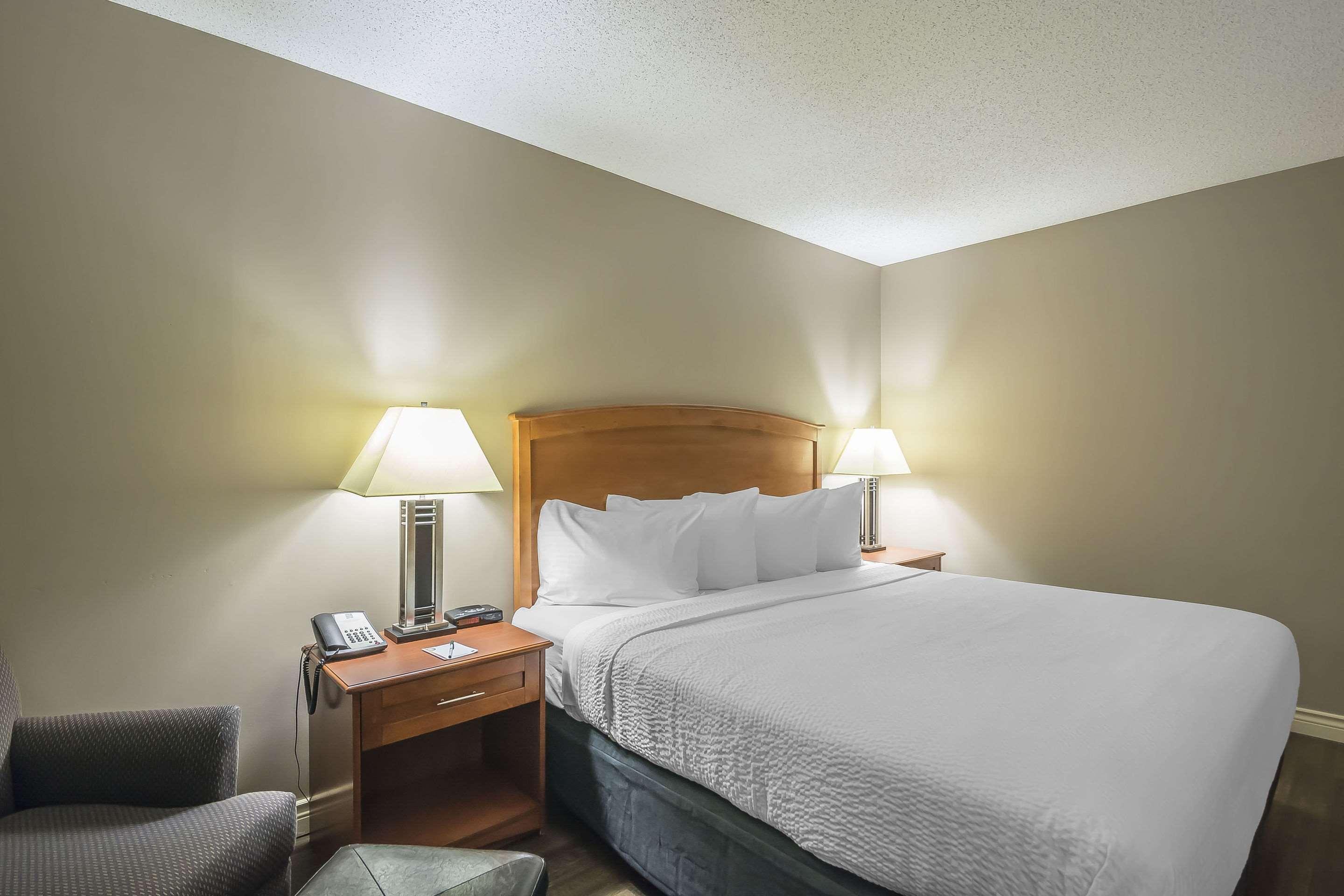 Quality Inn West Эдмонтон Экстерьер фото