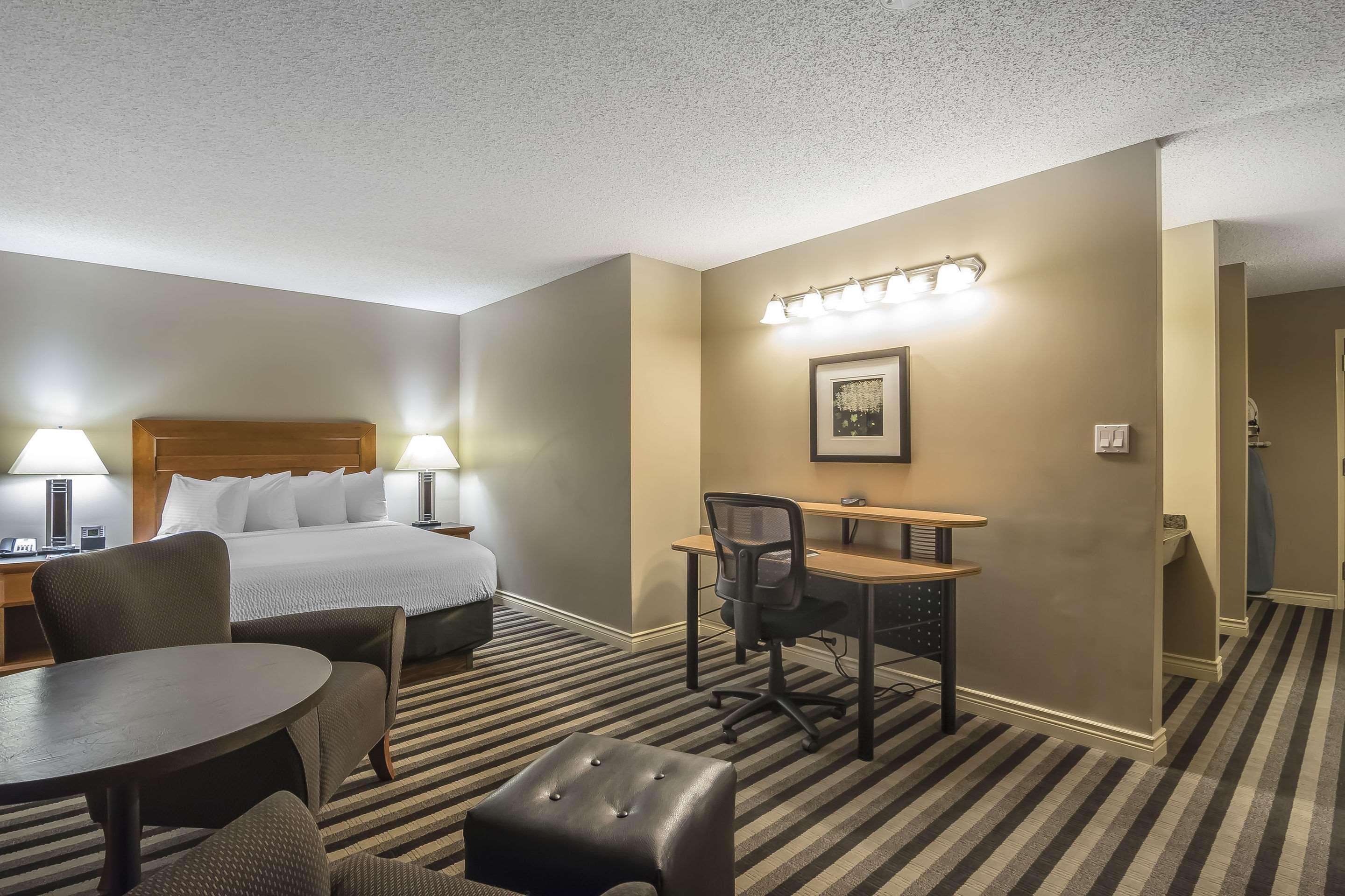 Quality Inn West Эдмонтон Экстерьер фото